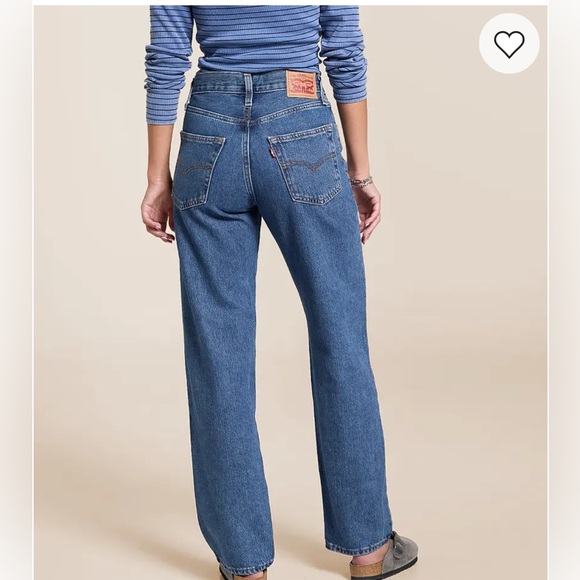 Levy Women's 94 Baggy Blue Jeans. New w/o tags! - Picture 3 of 5